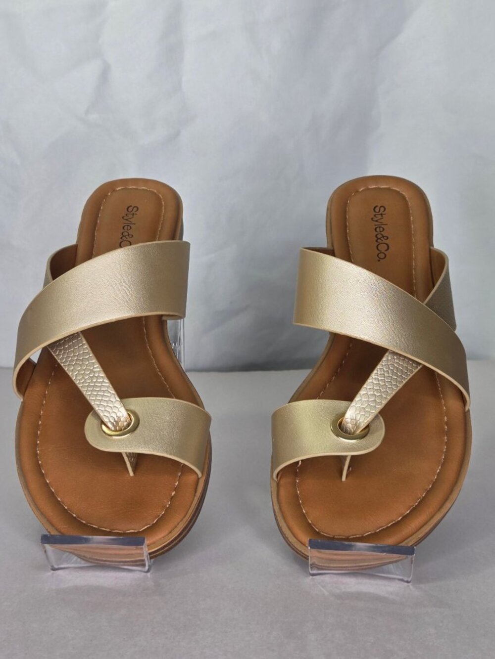 Style & Co Satinne Toe-Ring Thong Casual Sandals - Gold, Size: 6 M
